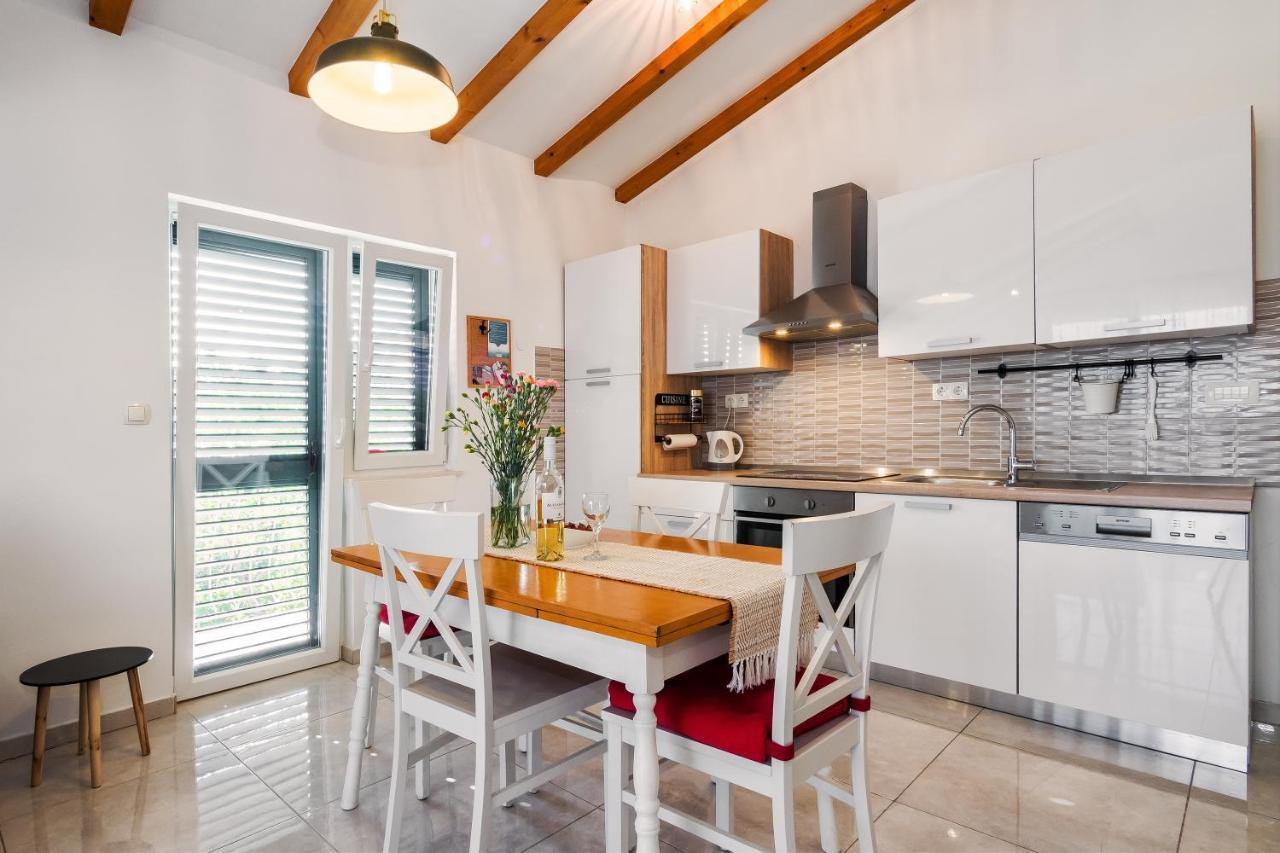 Sunny Apartments Stobreč Εξωτερικό φωτογραφία
