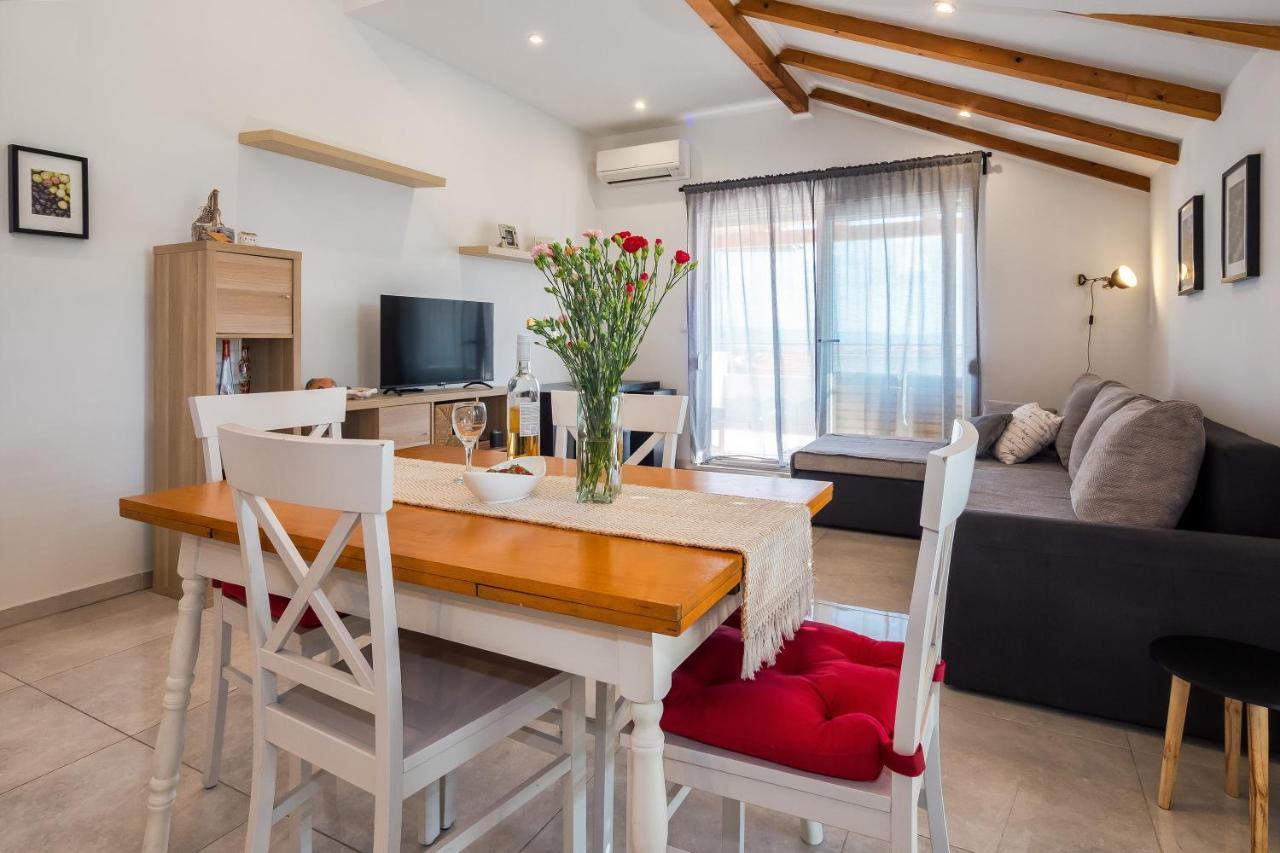 Sunny Apartments Stobreč Εξωτερικό φωτογραφία